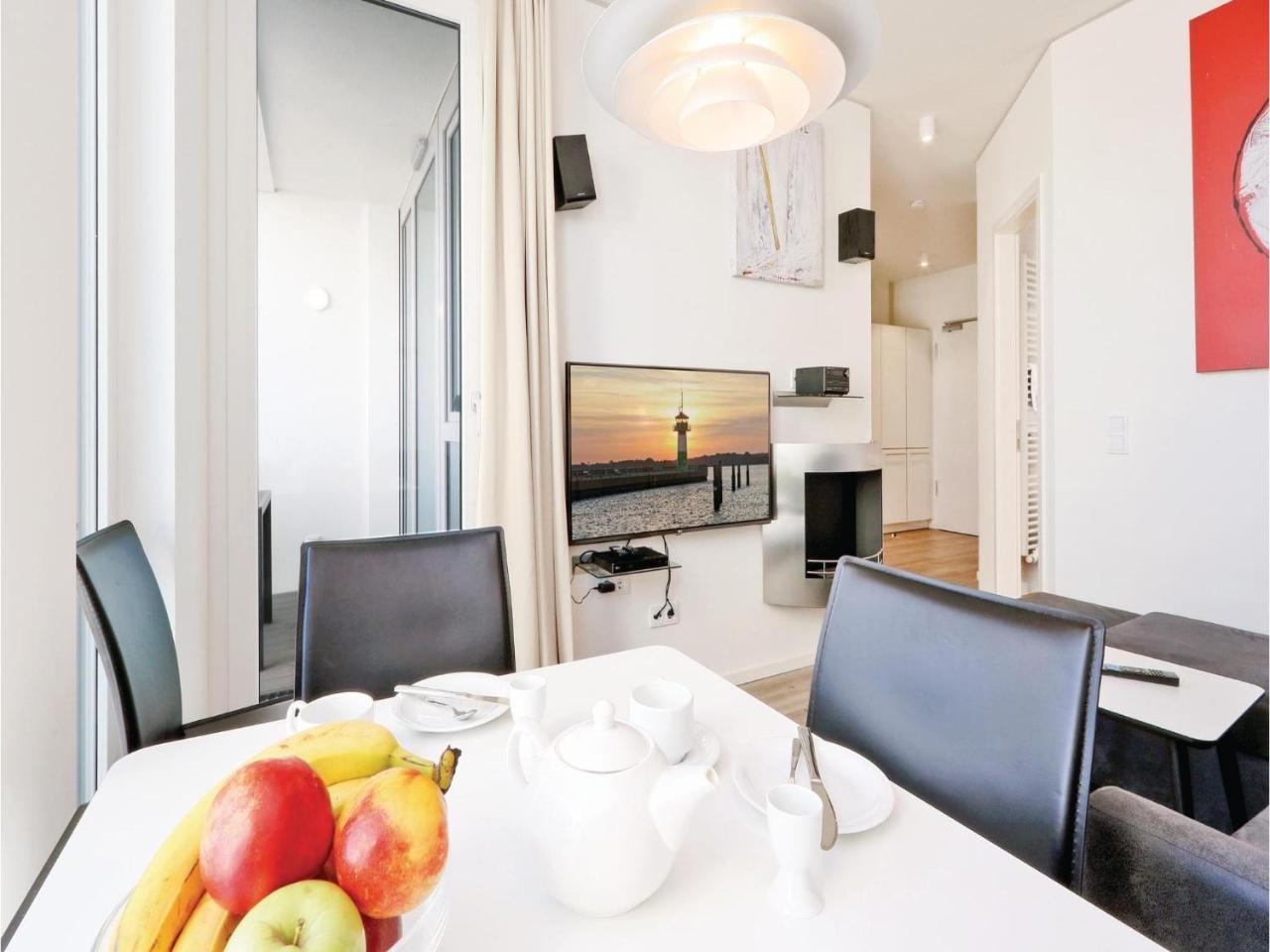 1 Bedroom Cozy Apartment In Luebeck Travemuende Exterior photo